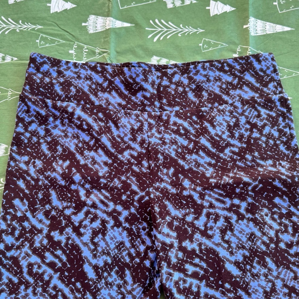 Terra & Sky Women's Plus High Waist Ankle Leggings 1X 16W-18W Snake Blue NWT 27” - Picture 3 of 10